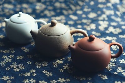 三色茶壶
